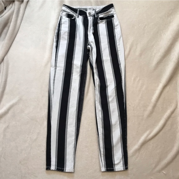 BDG Mom high waisted striped jeans Urban Outfitters tapered leg fit Beetlejuice - Picture 2 of 10